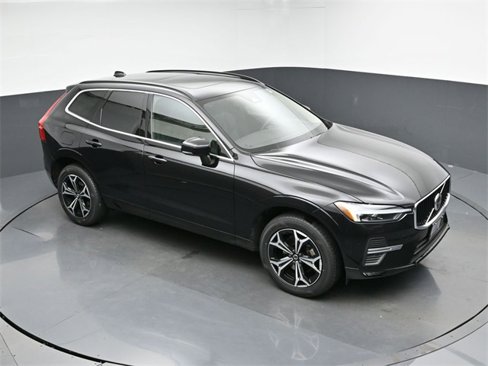 Used 2022 Volvo XC60 B5 Momentum w/ Climate Package image 41