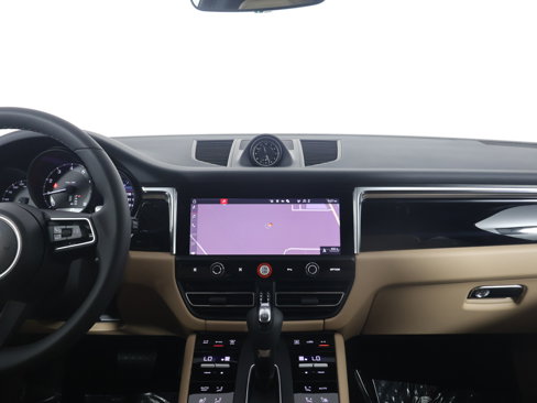 New 2025 Porsche Macan image 19