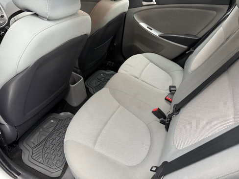 Used 2013 Hyundai Accent GLS image 30