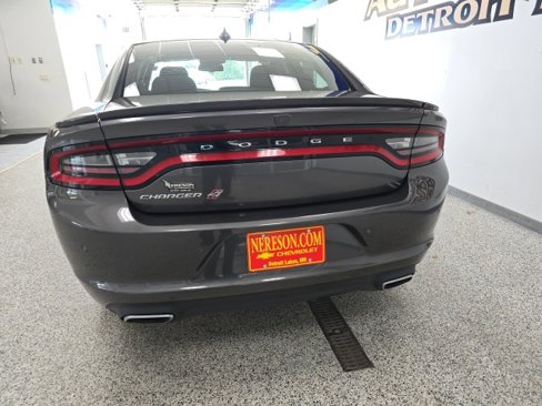 Used 2018 Dodge Charger GT image 6