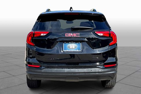 Used 2021 GMC Terrain SLT w/ Infotainment Package II image 4