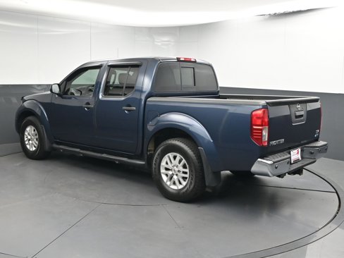 Used 2019 Nissan Frontier SV image 6