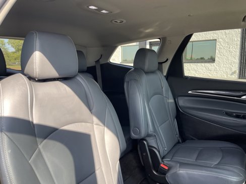 Used 2019 Buick Enclave Essence image 30