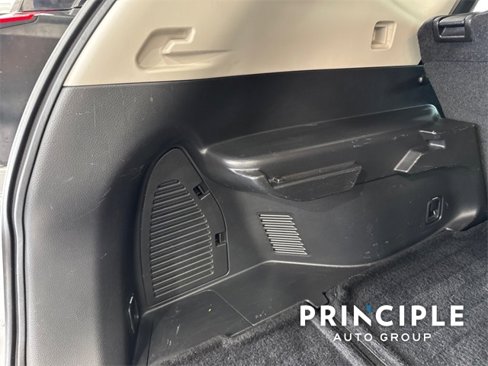 Used 2018 Nissan Rogue SL image 14
