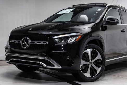 New 2025 Mercedes-Benz GLA 250 4MATIC image 2