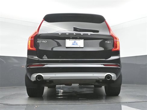 Used 2019 Volvo XC90 T5 Momentum w/ Protection Package Premier image 15