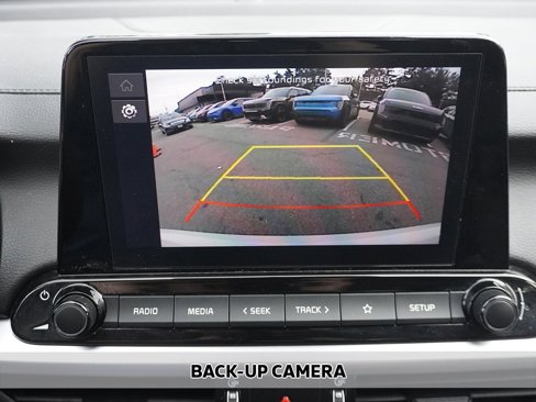 Used 2023 Kia Forte LXS image 4