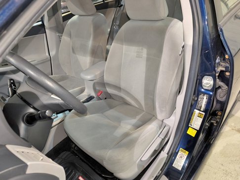 Used 2011 Toyota Corolla LE image 16