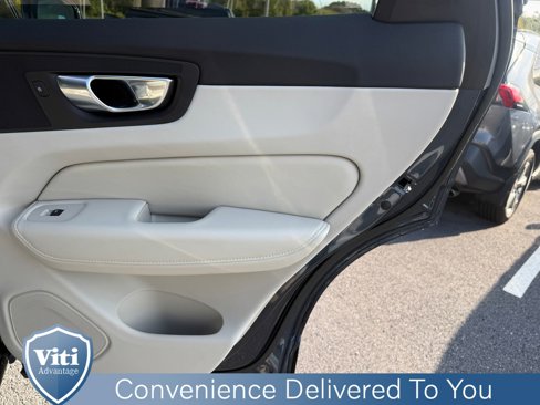 Certified 2023 Volvo XC60 B5 Plus image 26