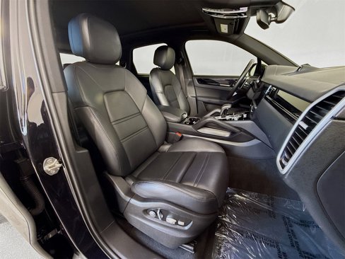 Certified 2019 Porsche Cayenne image 22