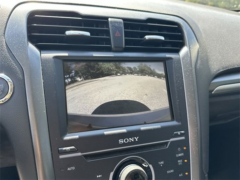 Used 2014 Ford Fusion Titanium image 17
