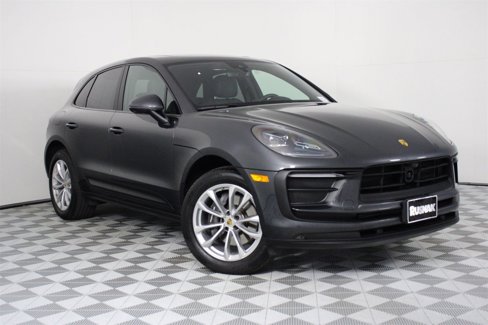 Used 2025 Porsche Macan image 9