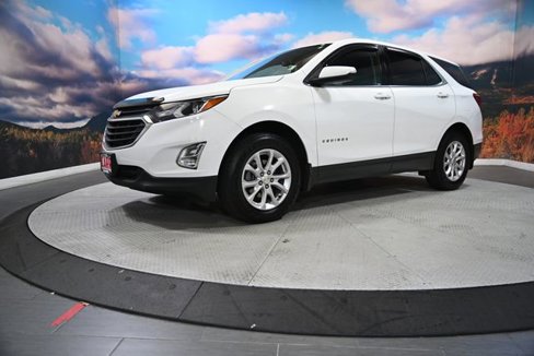 Used 2019 Chevrolet Equinox LT image 3