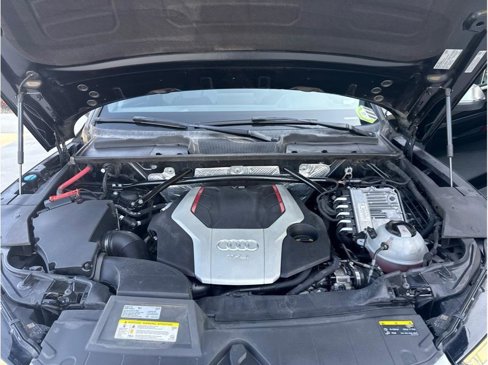 Used 2018 Audi SQ5 Premium Plus w/ Navigation Package image 39