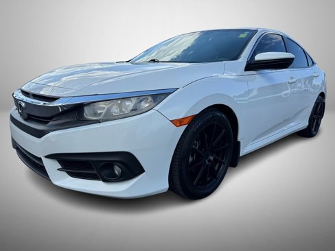 Used 2017 Honda Civic EX-T image 2