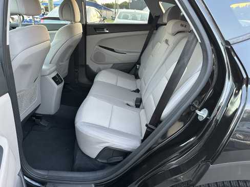 Used 2017 Hyundai Tucson Sport image 9