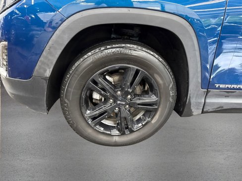 Used 2021 GMC Terrain SLE w/ Driver Convenience Package image 12