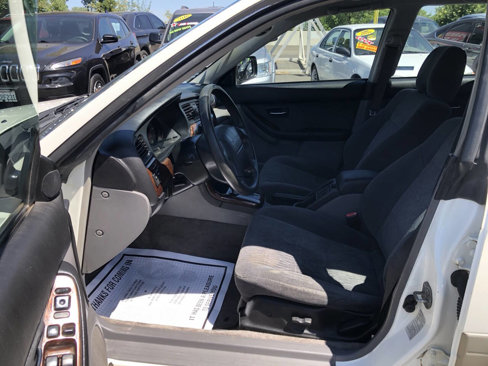 Used 2000 Subaru Outback Wagon image 3