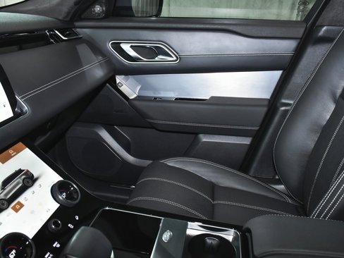 Used 2023 Land Rover Range Rover Velar R-Dynamic S image 47