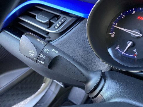 Used 2021 Toyota C-HR XLE image 19