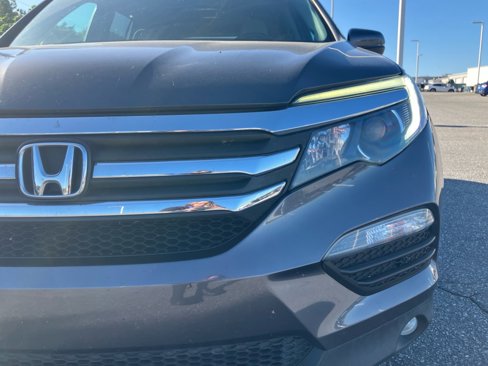 Used 2017 Honda Pilot EX image 24