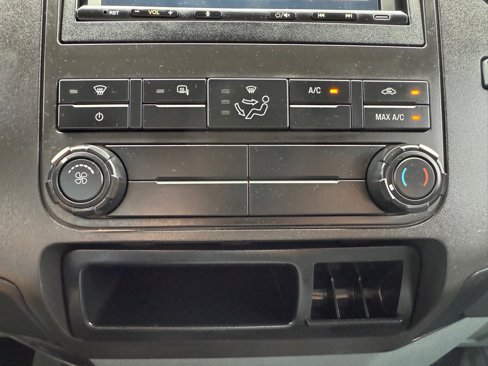 Used 2015 Ford F250 XL w/ Power Equipment Group image 32