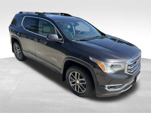 Used 2018 GMC Acadia SLT image 13