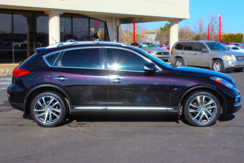 Used 2016 INFINITI QX50 AWD w/ Deluxe Touring Package image 4
