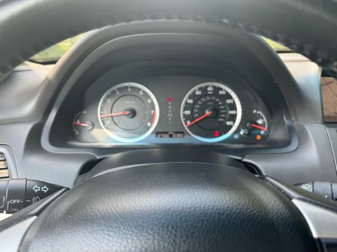 Used 2010 Honda Accord EX-L image 30