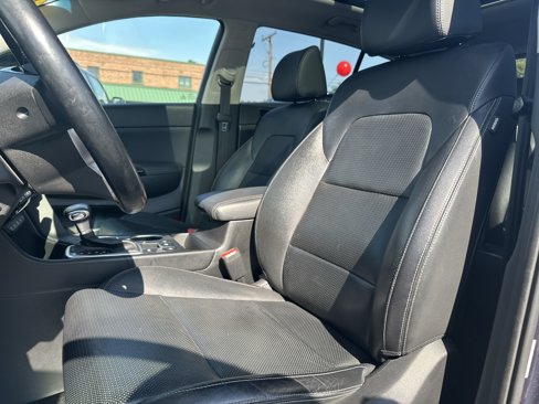 Used 2021 Kia Sportage EX w/ EX Technology Package image 26