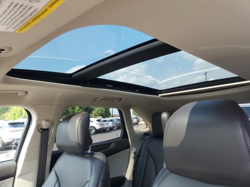 Used 2019 Lincoln MKC Reserve image 11