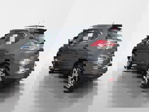 Used 2016 Nissan Rogue S image 5
