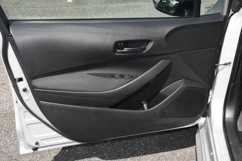 Used 2022 Toyota Corolla LE image 9