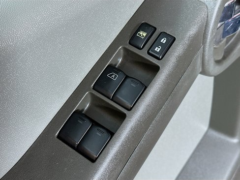 Used 2014 Nissan Xterra X image 16