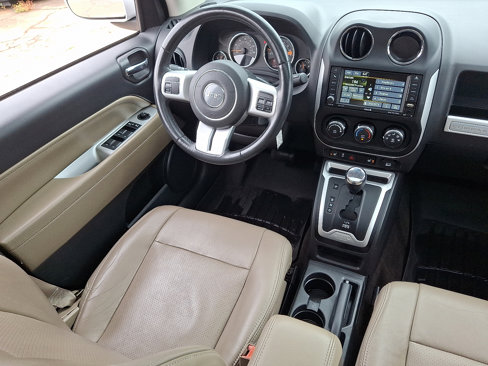 Used 2016 Jeep Compass High Altitude image 14