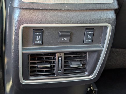 Used 2018 Nissan Murano Platinum image 17