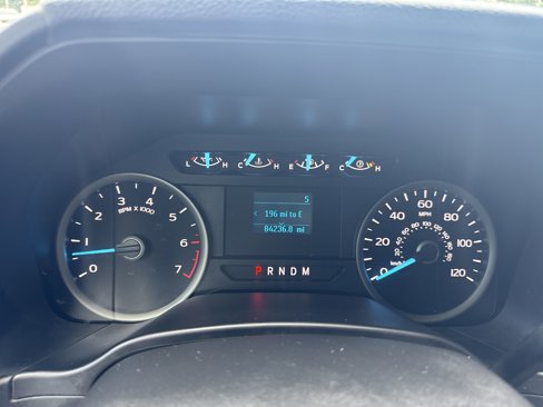 Used 2020 Ford F150 XLT image 11
