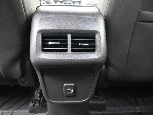 Used 2020 Chevrolet Equinox LS w/ LS Convenience Package image 31