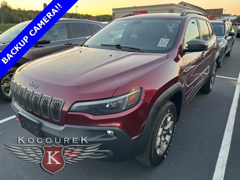 Used 2020 Jeep Cherokee Trailhawk image 1