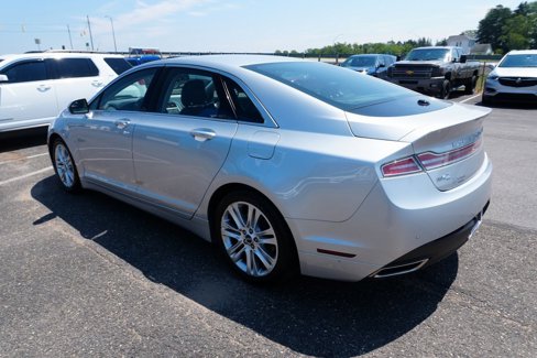 Used 2016 Lincoln MKZ AWD image 4