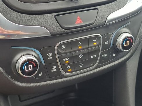Used 2020 Chevrolet Equinox Premier image 27
