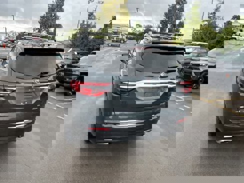 Used 2019 Buick Enclave Essence image 20