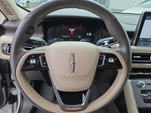 Used 2021 Lincoln Aviator Grand Touring w/ Elements Package Plus image 25