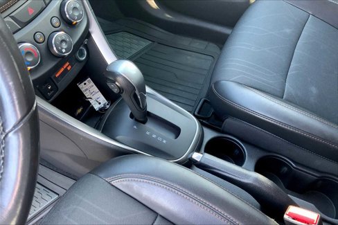 Used 2019 Chevrolet Trax LT w/ LT Convenience Package image 16