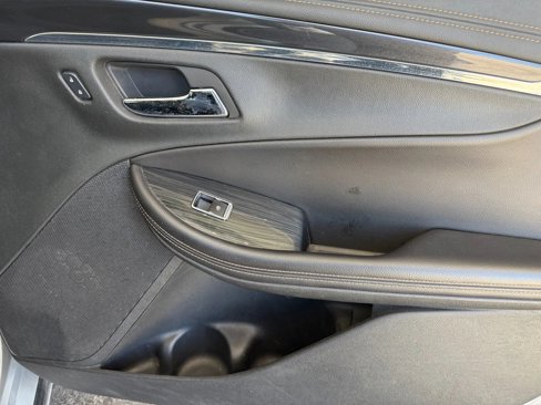 Used 2017 Chevrolet Impala Premier image 23