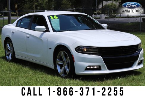 Used 2016 Dodge Charger R/T image 2