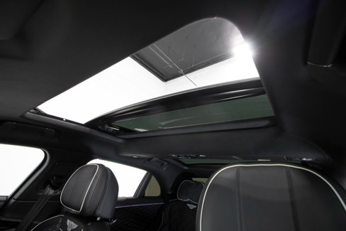 Used 2021 Bentley Flying Spur V8 image 39