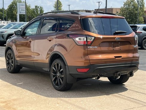 Used 2017 Ford Escape Titanium image 12