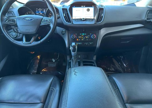 Used 2019 Ford Escape SEL image 18