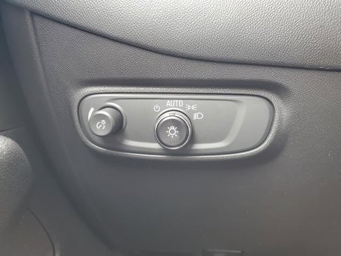 Certified 2022 Chevrolet Equinox LT image 12